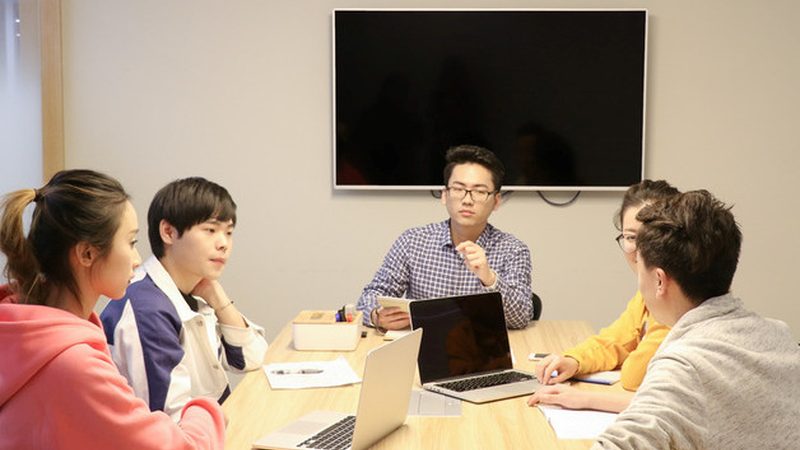 工厂IT外包服务：揭秘企业数字化转型的得力助手